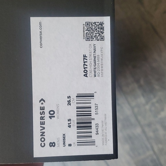 White Converse - Picture 4 of 6